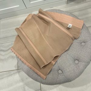 SKIMS waist trainer - worn once - no tags